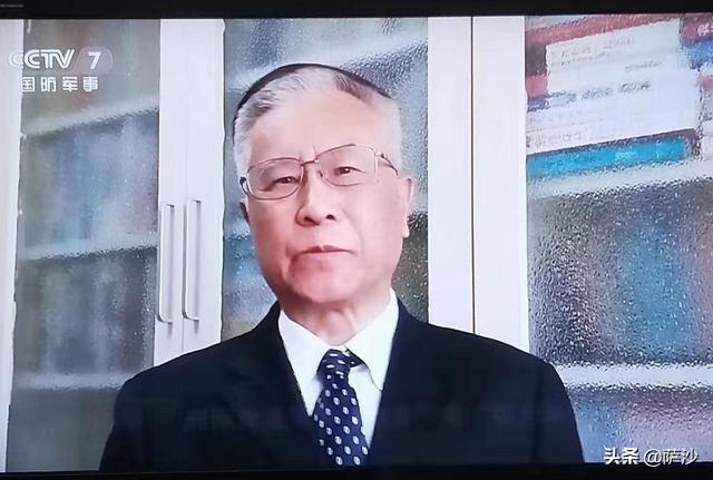 核战略专家杨承军和媒体人胡锡进关于增加核武的看法哪个更正确<strong>周克军</strong>？