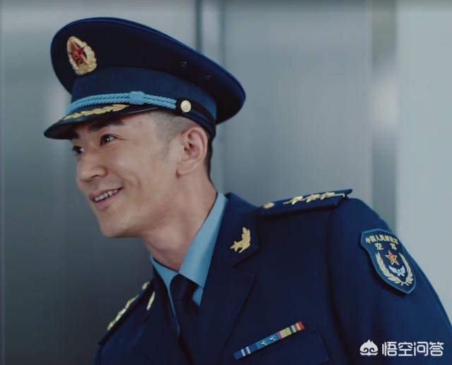 《空降利刃》乔梁和林俊娇到底是什么关系<strong>李瑶光</strong>?如何评价饰演乔梁乔栋的李岷城演技?