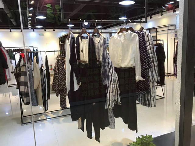 想做女装批发生意<strong></p>
<p>浙江小熊</strong>，怎么找供货商呢？