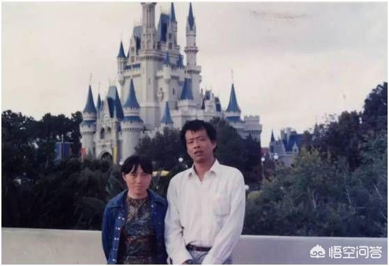 你怎么看王小波和李银河的爱情呢<strong></p>
<p>李小波</strong>？