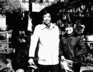 你怎么看王小波和李银河的爱情呢<strong></p>
<p>李小波</strong>？