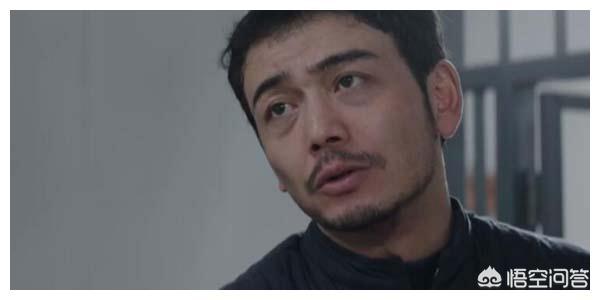 在小说《大江东去》中<strong></p>
<p>李小波</strong>，雷东宝出狱后，为什么要弃用雷士根？