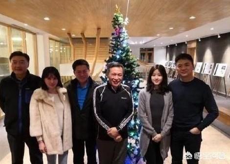 据报道<strong></p>
<p>江苏章泽天文化发展有限公司</strong>，章泽天已经以1350万澳元的价格出售了悉尼豪宅，那奶茶妹妹的身价现在有多少？