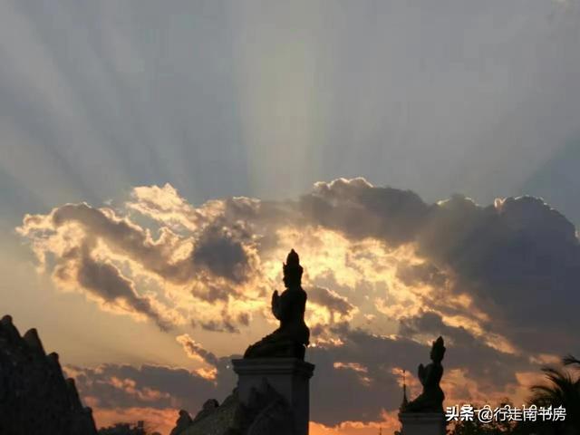 海南和北海相比<strong></p>
<p>银基集团</strong>，哪里更适合北方人长居？