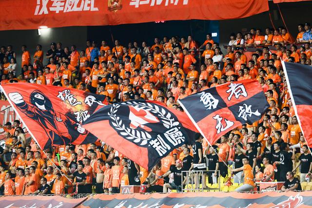 中超联赛各家俱乐部老板都是做什么买卖的<strong></p>
<p>天津泰达投资控股有限公司</strong>？谁最有钱？