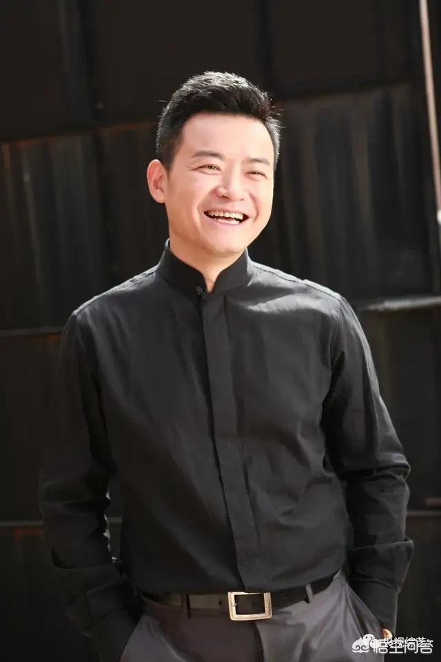 你认为中国最帅的10位男主持人都有谁<strong></p>
<p>甄纯</strong>？