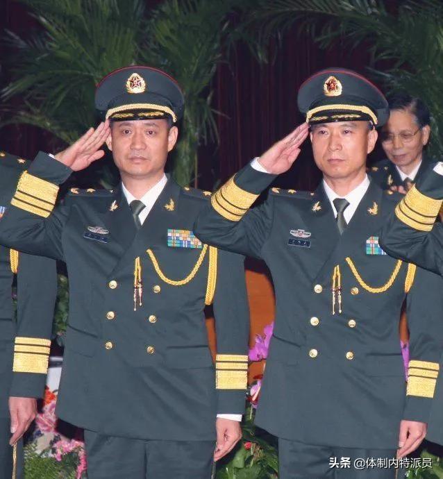 神12飞船三位航天员都是什么军衔，完成任务的他们军衔会晋升吗？