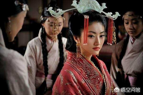 理工科博士朱学渊写的历史著作《秦始皇是说蒙古话的女真人》引发热议<strong></p>
<p>中天易税</strong>。这种跨界研究的成果靠谱吗？