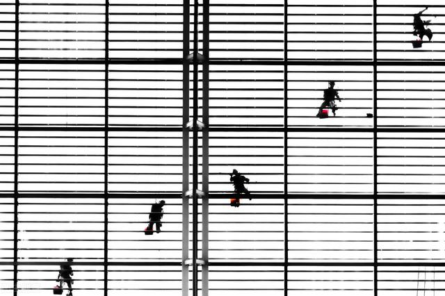 总感觉回到了10年左右网络歌手时代<strong></p>
<p>时代华语</strong>，华语歌手都江郎才尽了吗？