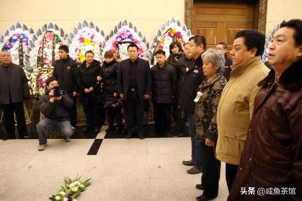 在张文顺葬礼上要对郭德纲大打出手<strong></p>
<p>孟凡清</strong>，孟凡贵和郭德纲有什么仇？