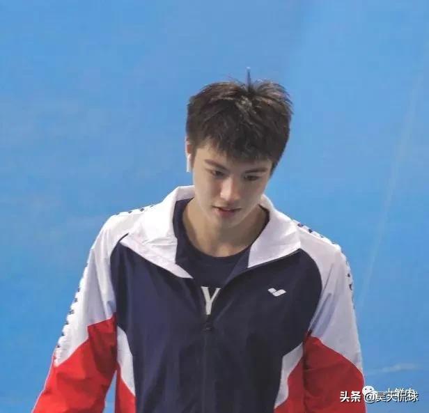 发现游泳队小鲜肉一枚，颜值不输宁泽涛，孙杨小师弟张翼祥<strong></p>
<p>李天昆</strong>。谁有他的资料和图片吗？