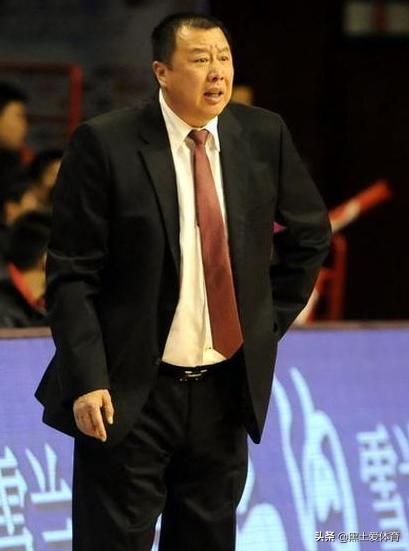 广东宏远二队!青岛男篮全华班<strong></p>
<p>青岛宏远集团</strong>,还能保住八强席位吗?