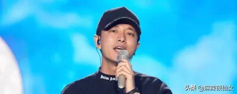 网曝李小璐给甜馨改名为李亦涵<strong></p>
<p>张逸涵</strong>,与母亲同姓,李小璐和贾乃亮现状如何?