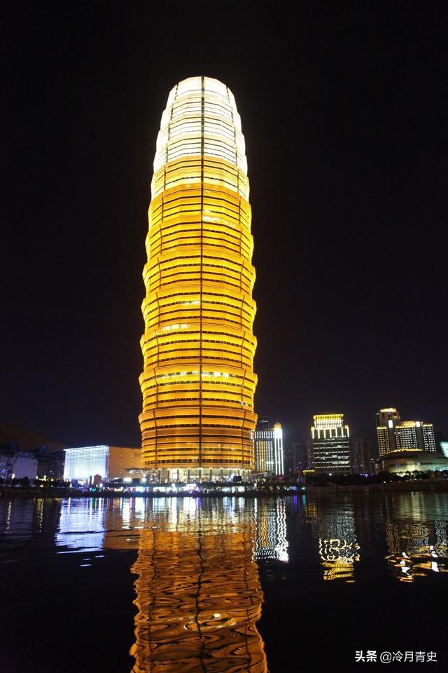 如果郑州建设集历朝中原文化于一体的华夏历史文化街区是否可行<strong></p>
<p>华夏文化养生园</strong>？