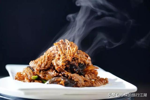 如果让你当导游介绍山东<strong></p>
<p>清沂山石化</strong>，你会介绍什么？