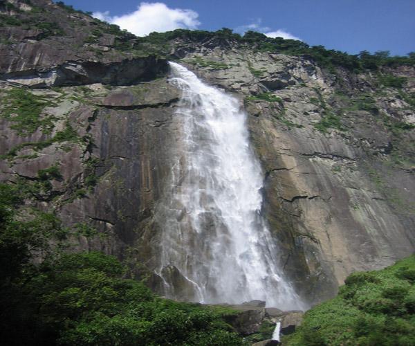 泉州的岱仙瀑布值得去看看吗<strong></p>
<p>仙宜岱</strong>？