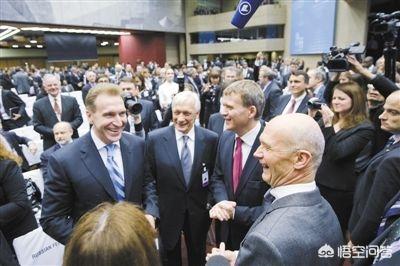 俄罗斯石油丰富<strong></p>
<p>哲沃</strong>，为什么不像沙特那么有钱，对此你怎么看？