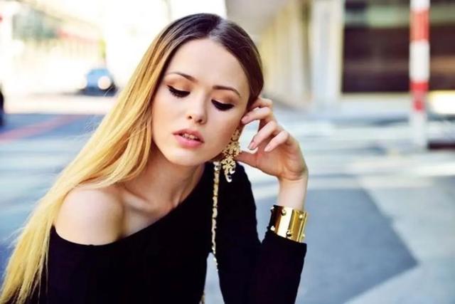 瑞士是一个怎样的国家<strong></p>
<p>英肯</strong>？