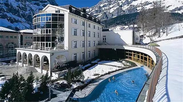 瑞士是一个怎样的国家<strong></p>
<p>英肯</strong>？