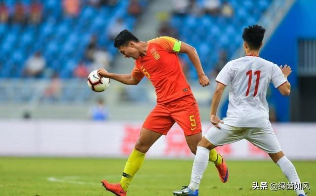 国奥0:2越南<strong></p>
<p>国奥投资</strong>，越南网友吐槽：下次不要再找中国队这种弱队比赛！你怎么看？