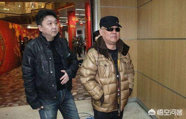 相声表演中“砸挂”时会提前经过当事人的同意吗<strong></p>
<p>马学海</strong>?