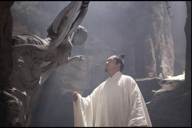 天龙八部中崔百泉回忆中的两个在研究凌波微步的人到底是谁<strong></p>
<p>刘瑞泉</strong>？