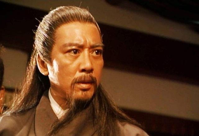 天龙八部中崔百泉回忆中的两个在研究凌波微步的人到底是谁<strong></p>
<p>刘瑞泉</strong>？