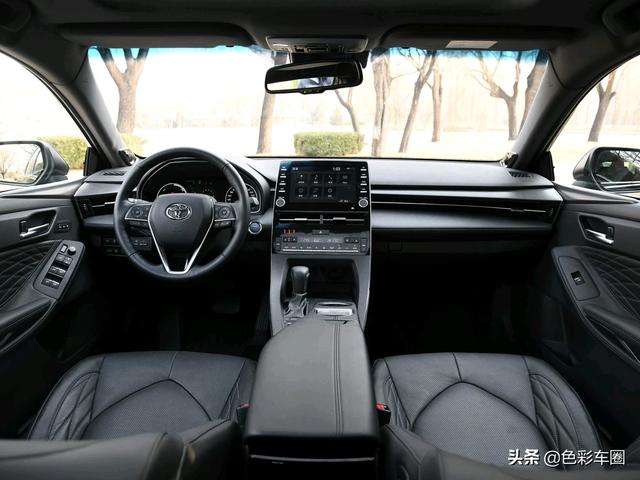 丰田亚洲龙、吉利博瑞最高配<strong></p>
<p>嘉博瑞</strong>，两车哪一款好？