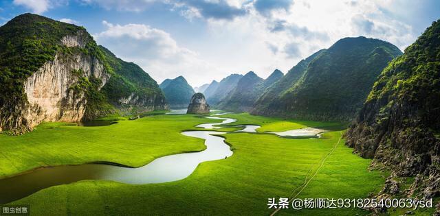 怎样赏析《唐诗三百首》中杜甫写给妻子的经典情诗《月夜》<strong></p>
<p>越丽</strong>？