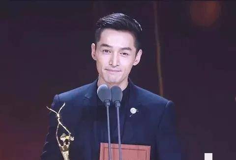 好消息<strong></p>
<p>梅晓阳</strong>，胡歌终于官宣了：梅晓歌即将赴任