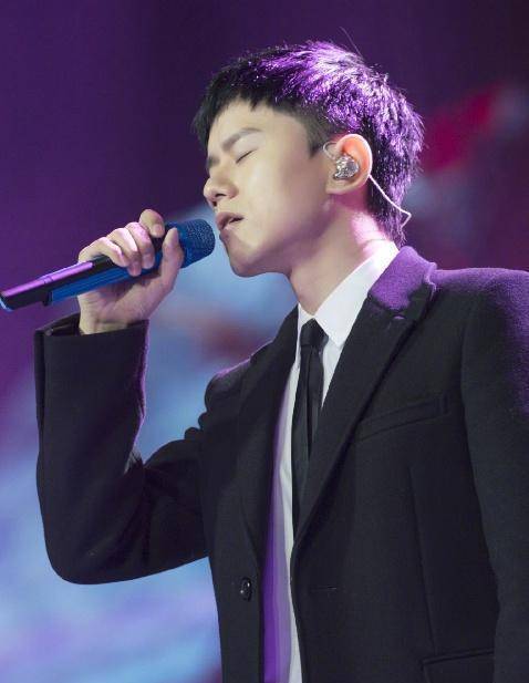 韩红不去支援被点赞<strong></p>
<p>杰力</strong>，张杰力挺上海反惹众怒：我们要菜