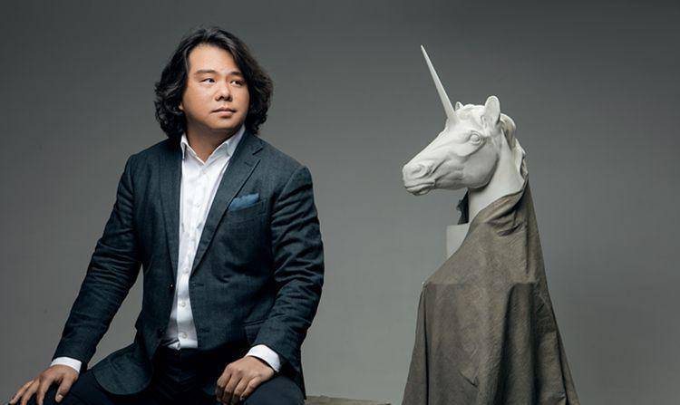 3年前<strong></p>
<p>朱晔</strong>，富豪朱晔出价1500万，只为与巴菲特吃顿饭，如今他怎样了