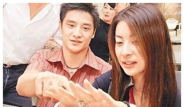 田亮郭晶晶11年恋爱史：女卑男尊等来的是劈腿环球小姐廖剑玲