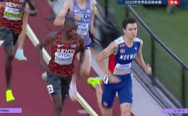 世锦赛大爆冷<strong></p>
<p>布里吉</strong>！奥运冠军最后300米崩盘：英国神人连超3名将夺金