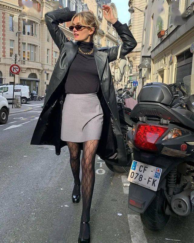丝袜艳俗？巴黎女人：这样穿丝袜，分分钟解锁高级感～