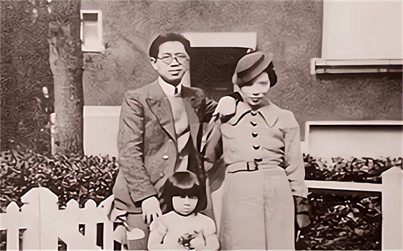 民国名媛与军官私奔，晚年沦为佣人想见儿子，儿子怒斥：你不配