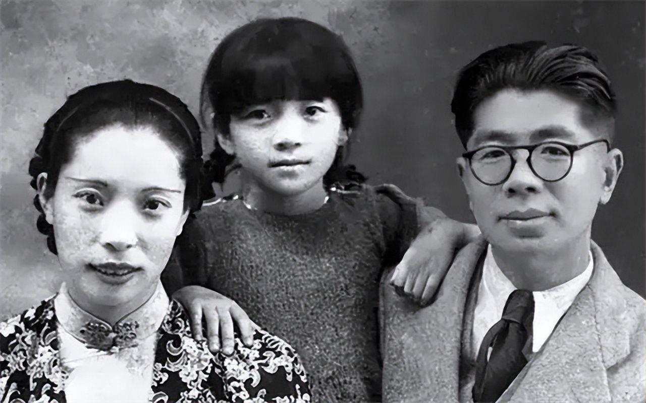 民国名媛与军官私奔，晚年沦为佣人想见儿子，儿子怒斥：你不配