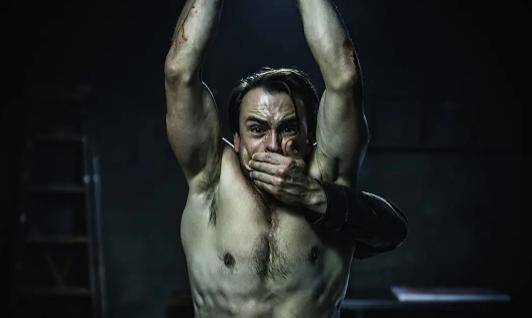 天了噜！年度重磅B级片果然带劲