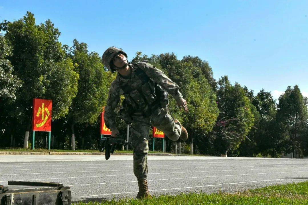 来吧！战吧！向着年终考核冲击啊