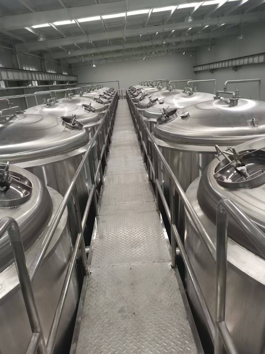 北京酿酒设备生产厂家精酿啤酒设备生产厂家