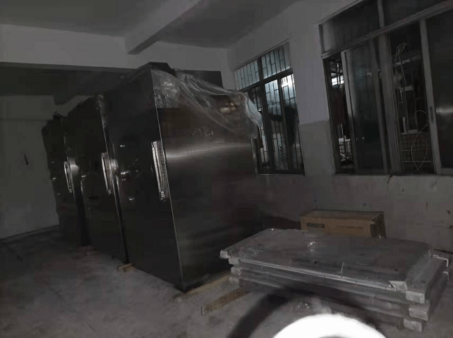 大型工业洗衣机价格,专业工业洗衣机厂家提供价格合理的设备!