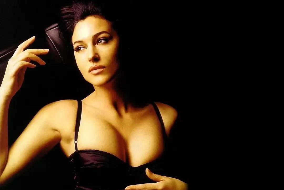 惊艳了时光的美人，记忆中永远的“西西里”女神！