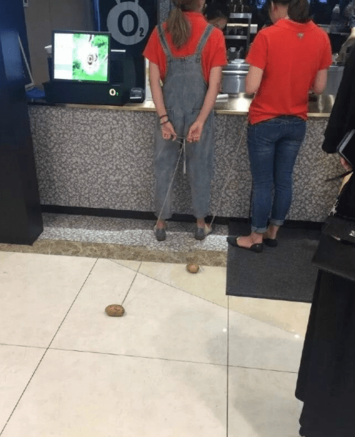 爆笑GIF动图：宝刀未老，依然风采