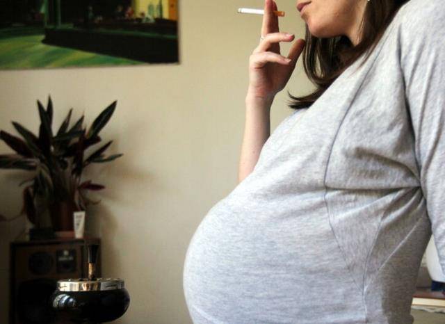 戒烟有钱拿？法国打算每年给孕妇1000万欧元戒烟