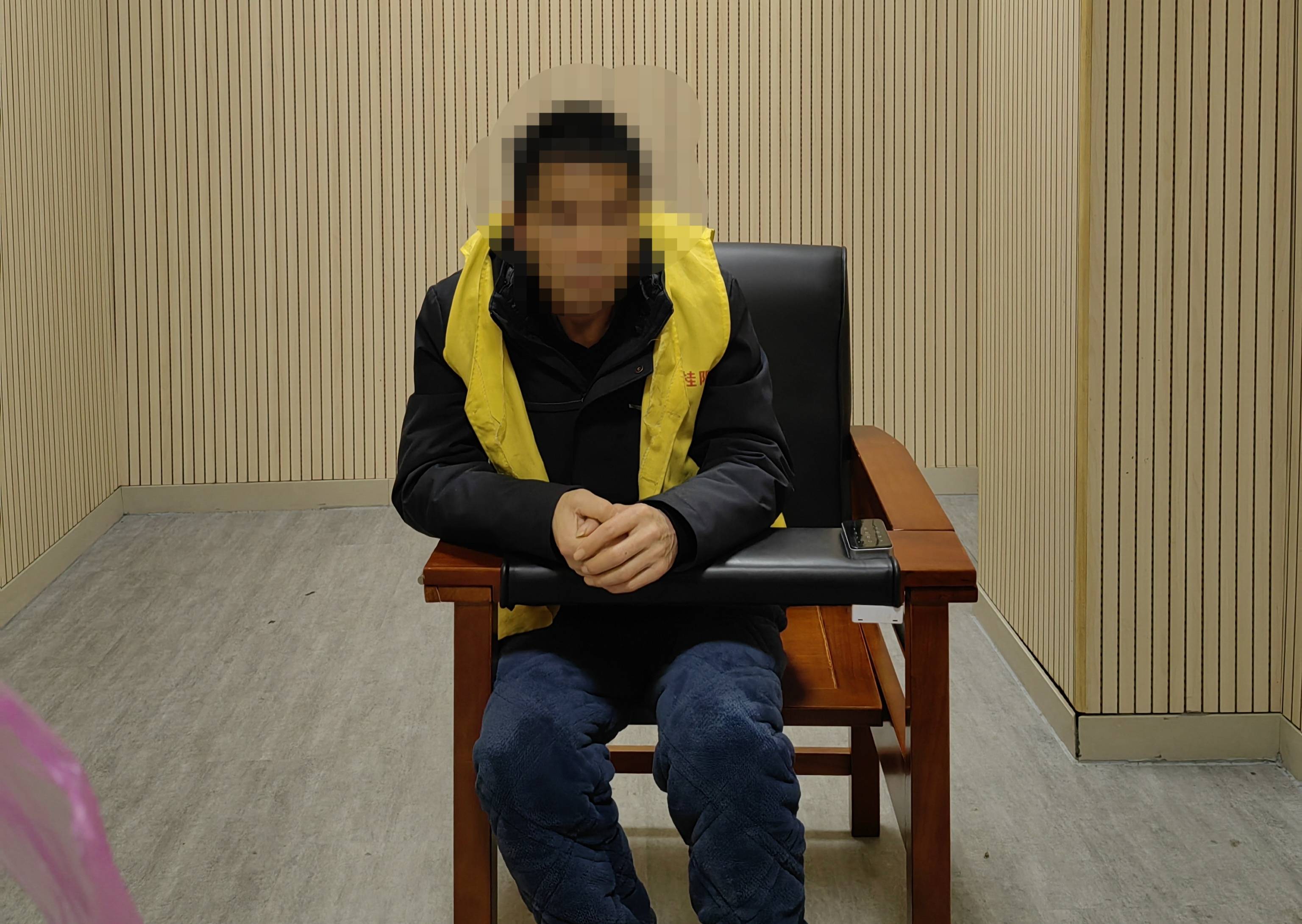 文具店竟是赌博点！郴州警方捣毁3处赌博窝点，抓获24人