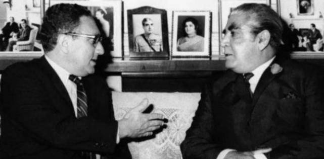 尼克松说：美国原子弹能毁灭地球十次，总理的回答让其钦佩