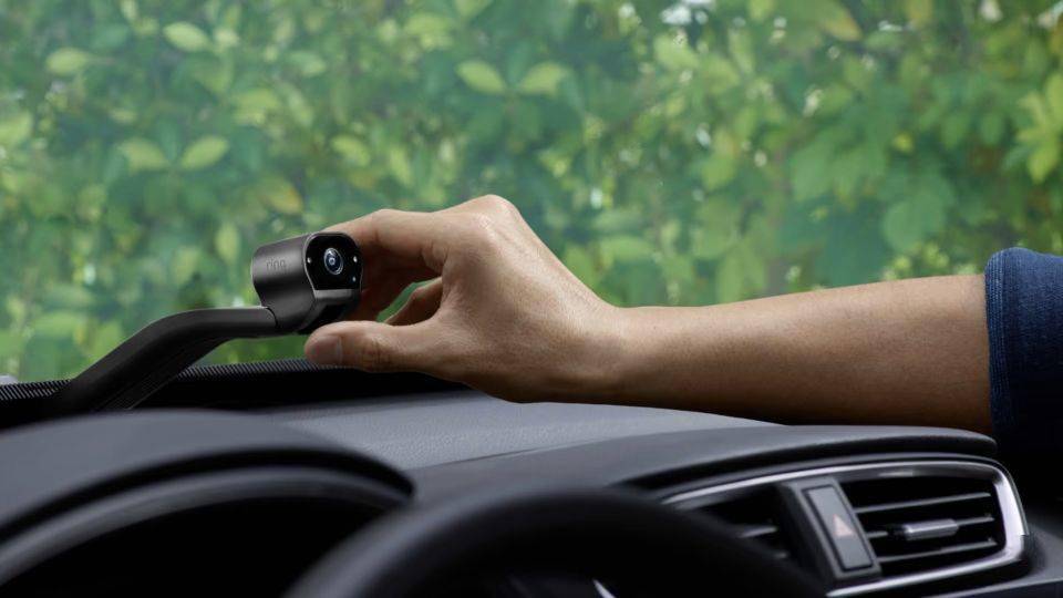 Ring 推出全新 Car Cam 双向行车安全摄像头