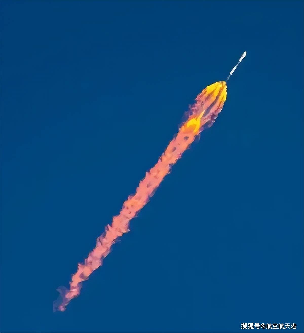 15手火箭送114颗卫星上天，SpaceX新年首发，这也能团购和拼车？