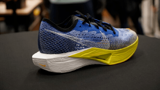 耐克竞速跑鞋推出全新一代：有哪些改变？