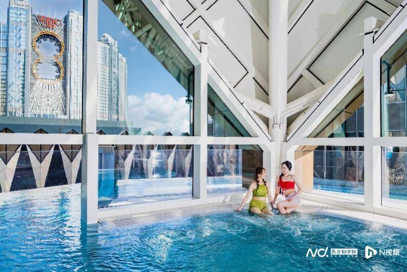 澳门全天候开放室内水上乐园揭幕，澳门“旅游+”增添新元素